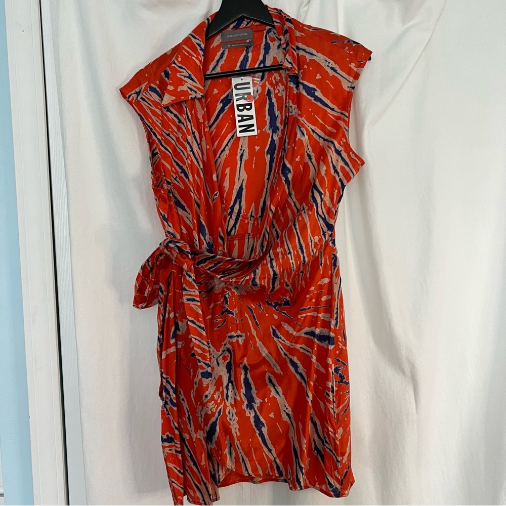 UO Silver Sun Mini Wrap Dress - Picture 3 of 7